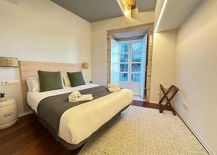 Casa Del Tratado 1 By Ybh Βίγκο